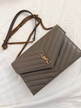 YSL Yves Saint Laurent Cassandra Taupe Quilted Leather Envelope Crossbody - NEW